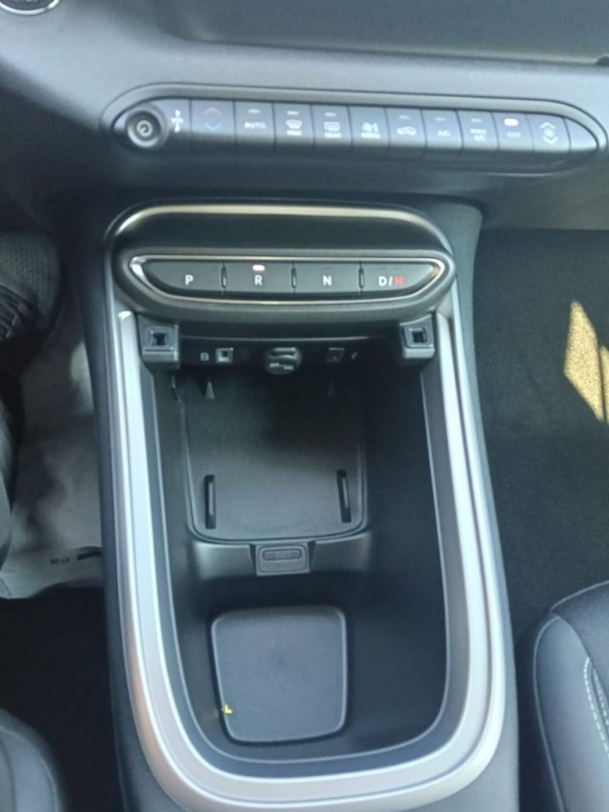 Jeep Avenger 1.2 turbo Summit fwd 100cv (5)