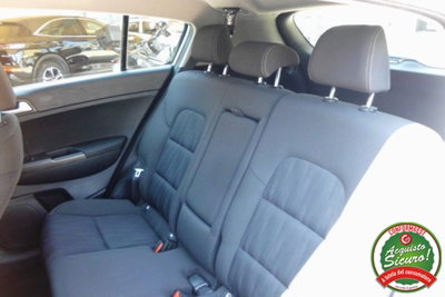 Kia Sportage 1.7 CRDI 2WD Cool (12)