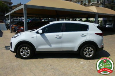 Kia Sportage 1.7 CRDI 2WD Cool (4)