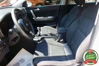 Kia Sportage 1.7 CRDI 2WD Cool (9)