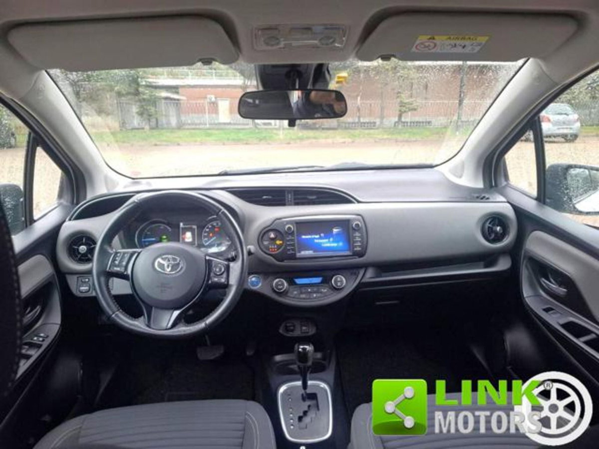 Toyota Yaris Cross 1.5 Hybrid 5p. E-CVT Active (6)