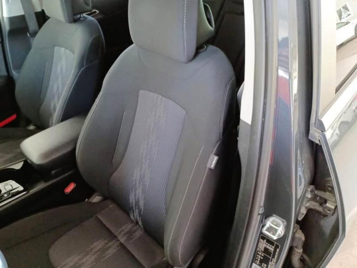 Kia Sportage 1.6 TGDi HEV AT Style (9)