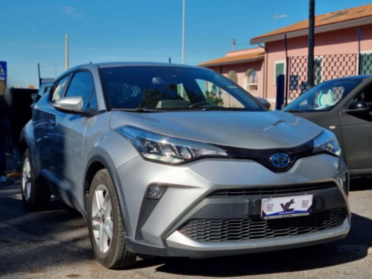 Toyota Toyota C-HR 1.8 Hybrid E-CVT Active (3)