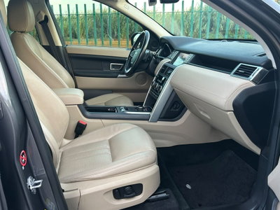 Land Rover Discovery Sport 2.0 TD4 180 CV HSE Luxury (16)