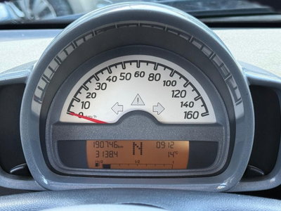 smart Fortwo 1000 52 kW MHD coupé passion (7)