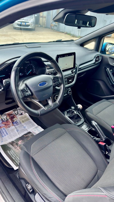 Ford Fiesta 1.5 TDCi 120 CV 3 porte ST-Line (10)