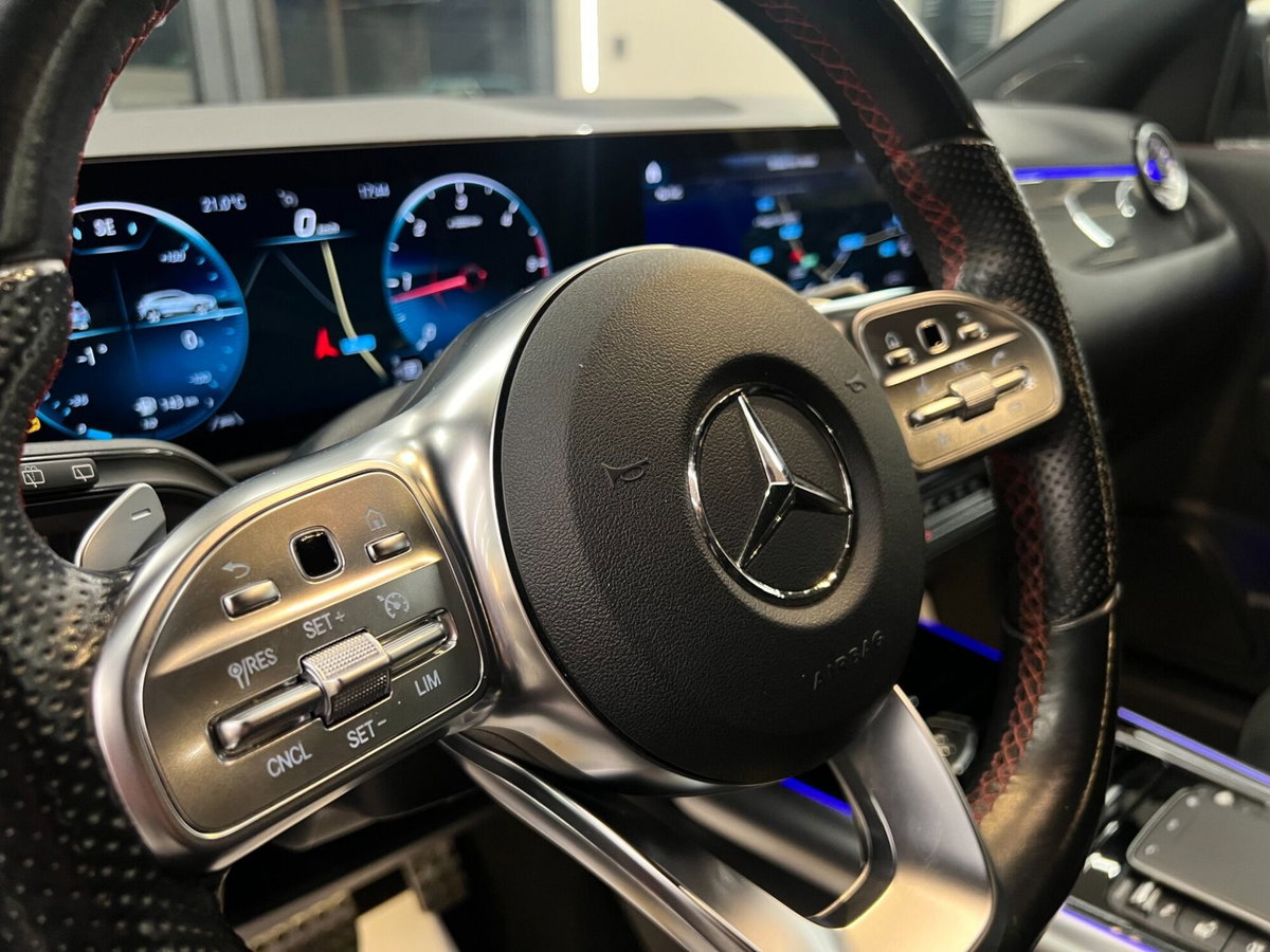 Mercedes-Benz GLA SUV 200 d Automatic 4Matic Premium (16)