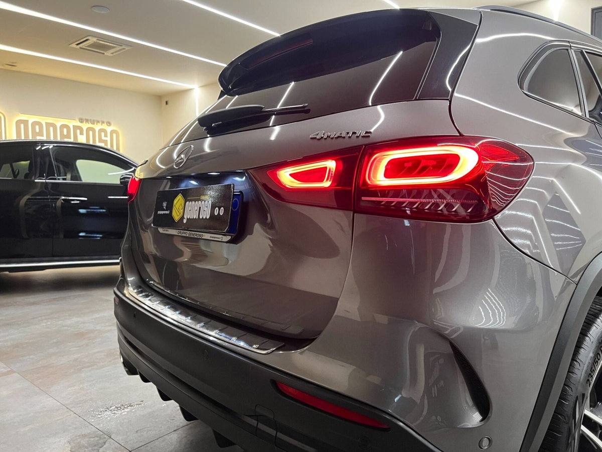 Mercedes-Benz GLA SUV 200 d Automatic 4Matic Premium (6)