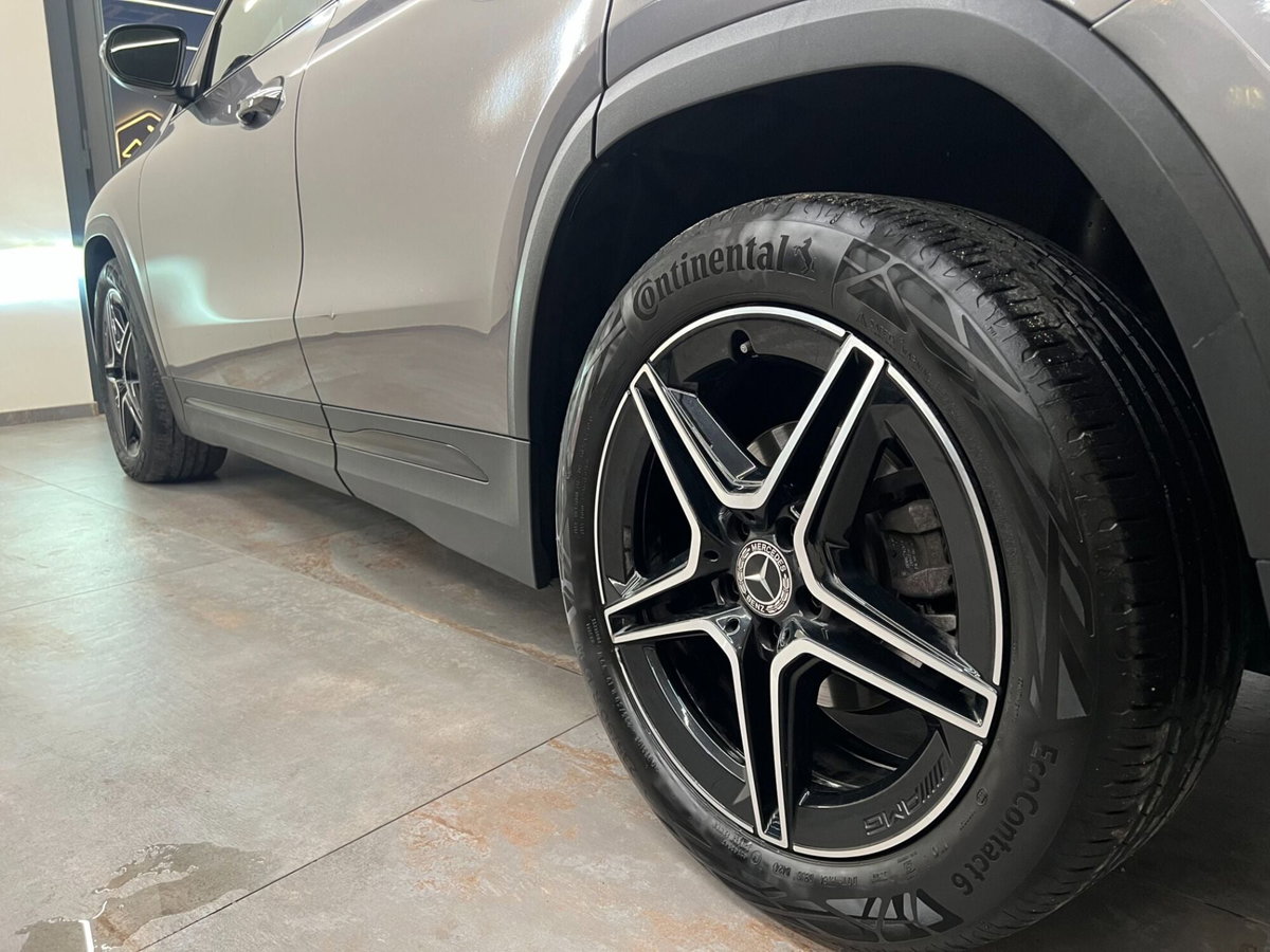 Mercedes-Benz GLA SUV 200 d Automatic 4Matic Premium (8)