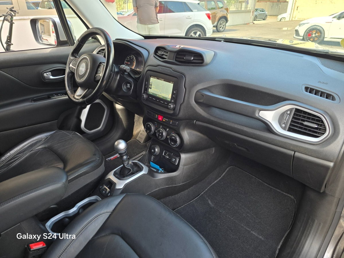 Jeep Renegade 2.0 Mjt 140CV 4WD Active Drive Limited (13)