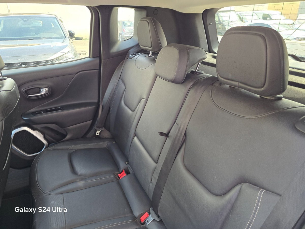 Jeep Renegade 2.0 Mjt 140CV 4WD Active Drive Limited (8)