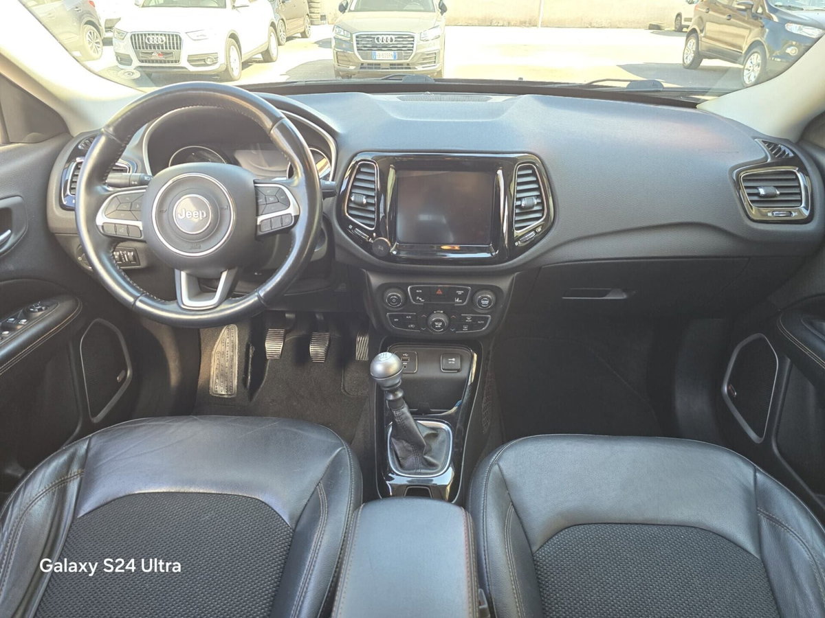 Jeep Compass 1.6 Multijet II 2WD Limited (9)