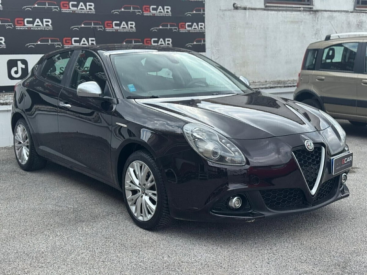 Alfa Romeo Giulietta 1.6 JTDm Ti 120cv (2)