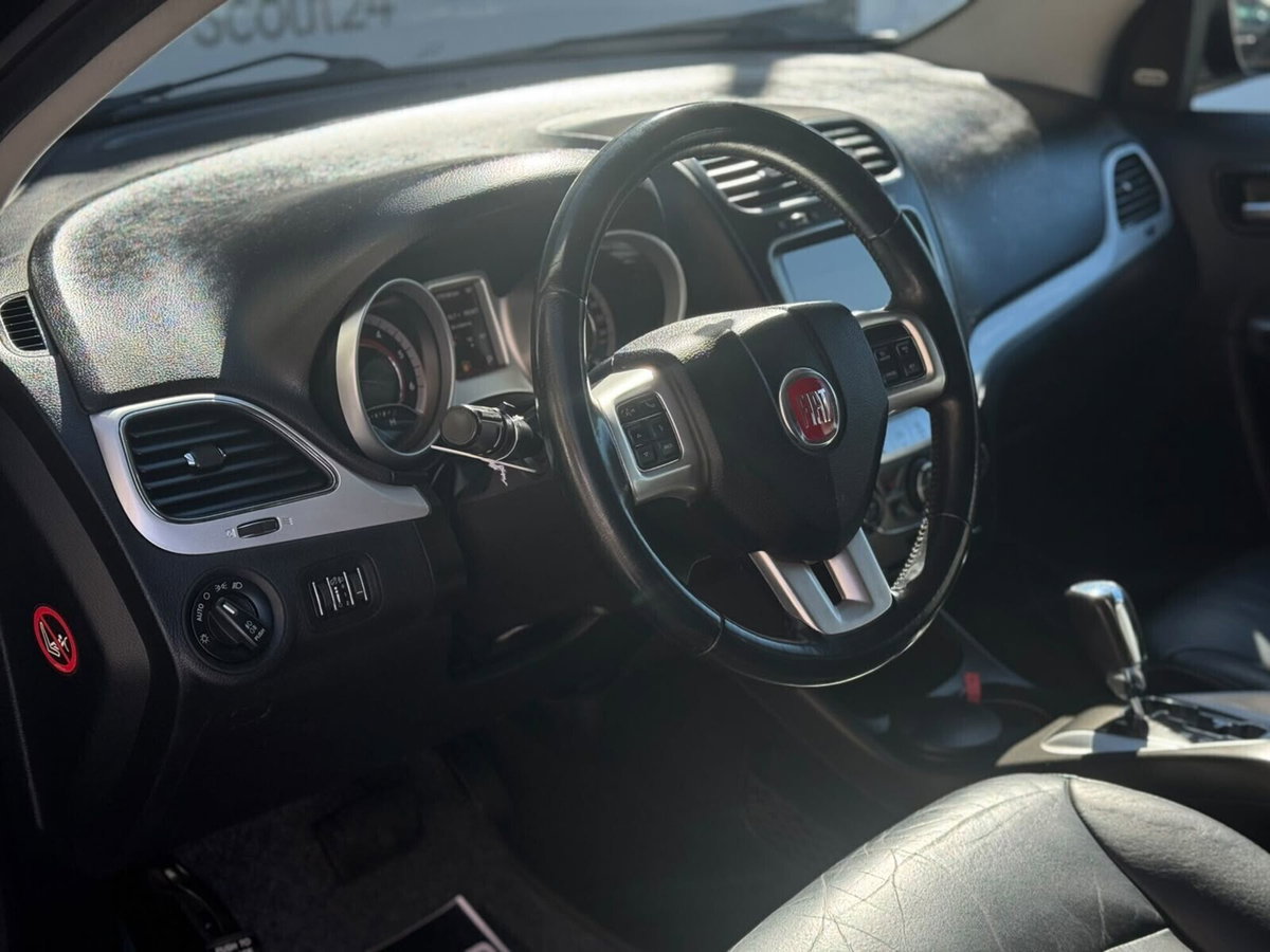 Fiat Freemont 2.0 Mjt 170 CV 4x4 Automatica Cross (14)