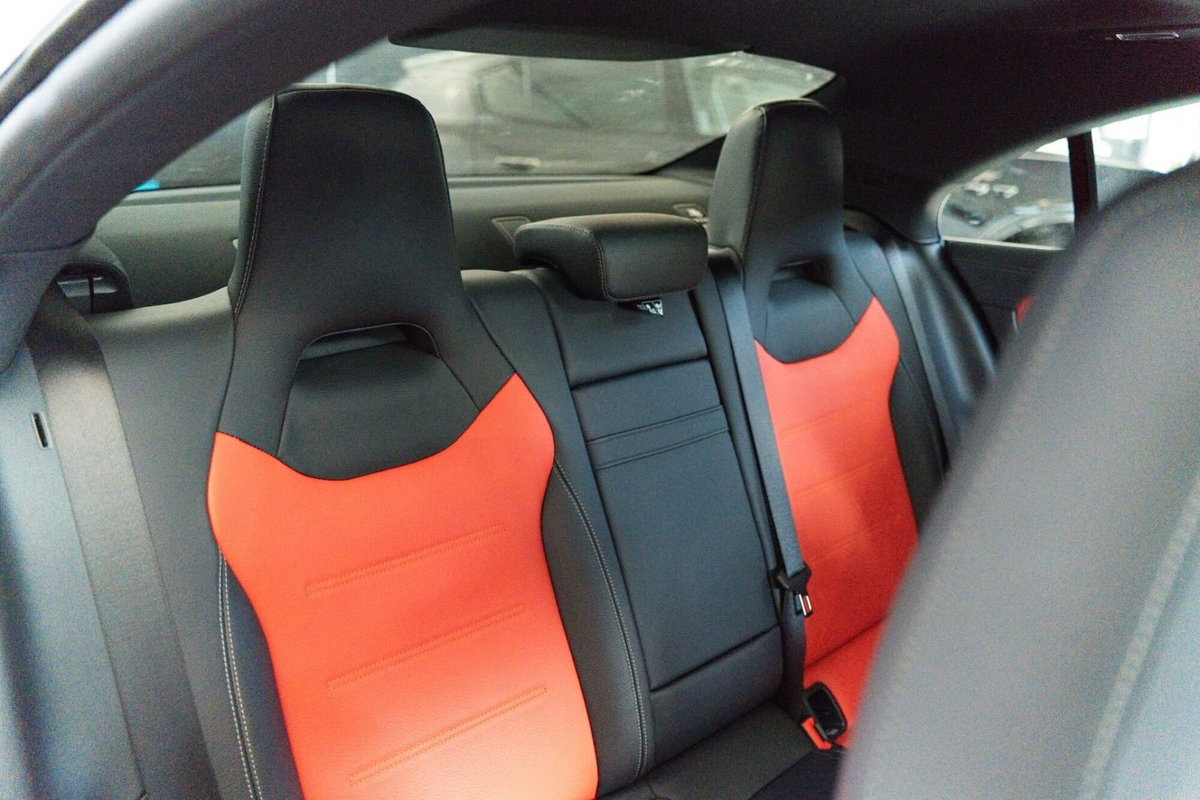 Mercedes-Benz CLA Shooting Brake 200 d AMG Line Premium Plus auto (17)