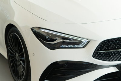 Mercedes-Benz CLA Shooting Brake 200 d AMG Line Premium Plus auto (4)