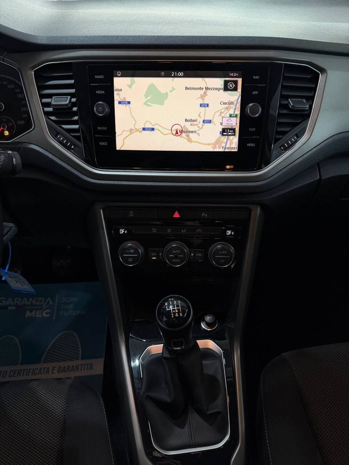 Volkswagen T-Roc 1.6 TDI SCR Advanced BlueMotion Technology (8)