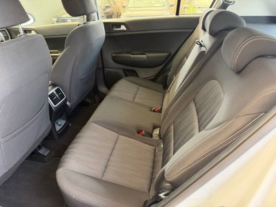 Kia Sportage 1.6 CRDI 136 CV DCT7 2WD Mild Hybrid GT Line Plus (9)