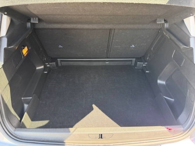 Opel Grandland 1.5 diesel Ecotec aut. Business Elegance (14)