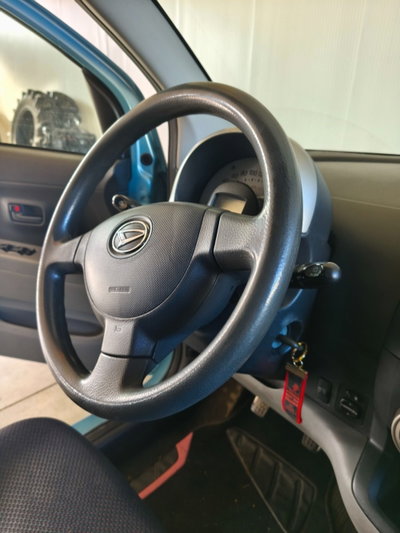 Daihatsu Sirion 1.0 12V Aki (20)
