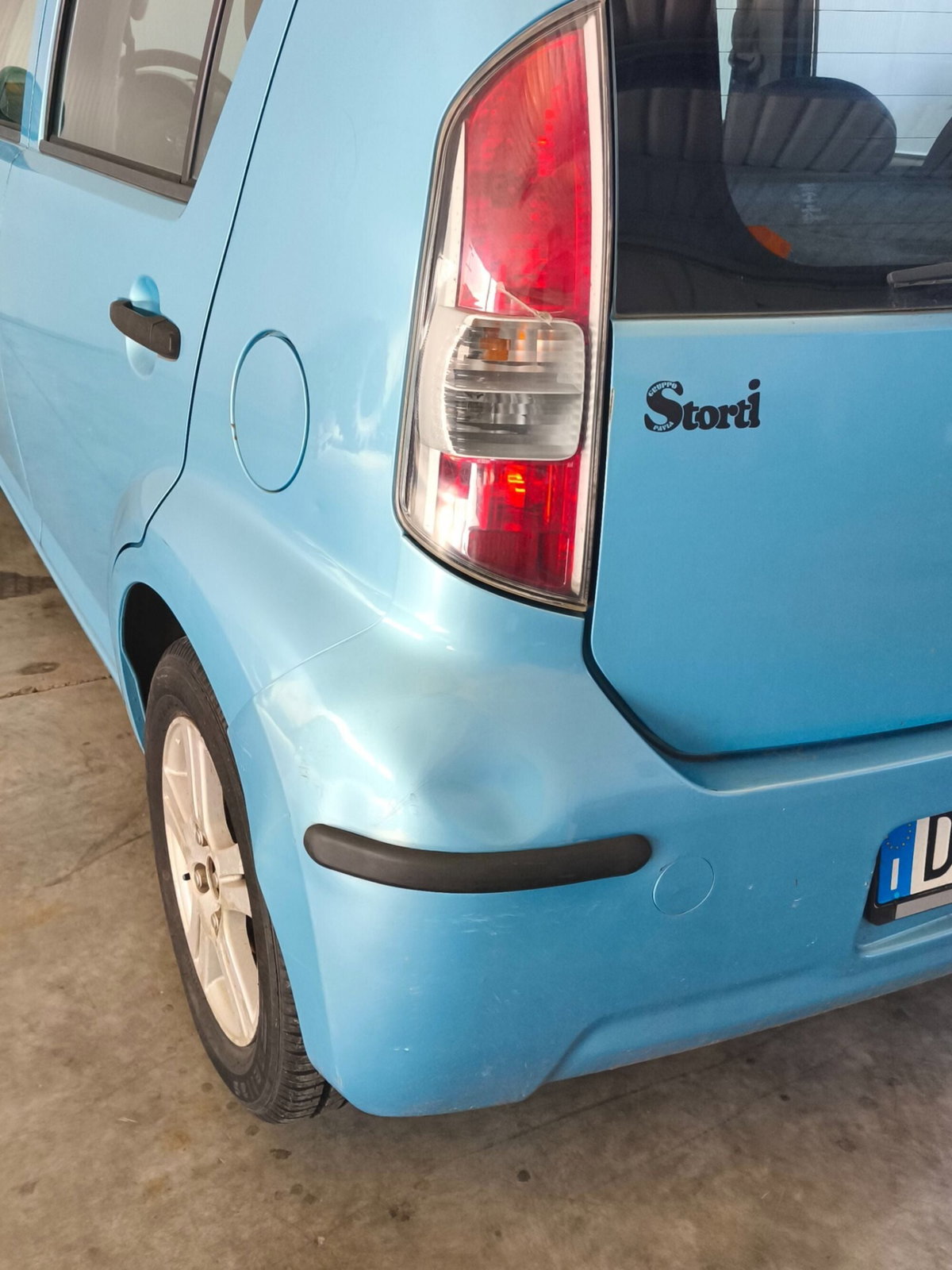 Daihatsu Sirion 1.0 12V Aki (9)