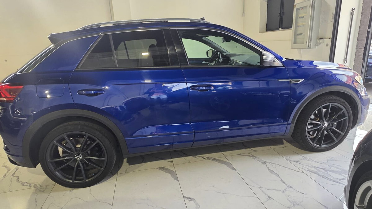 Volkswagen T-Roc 2.0 tsi R 4motion dsg (12)