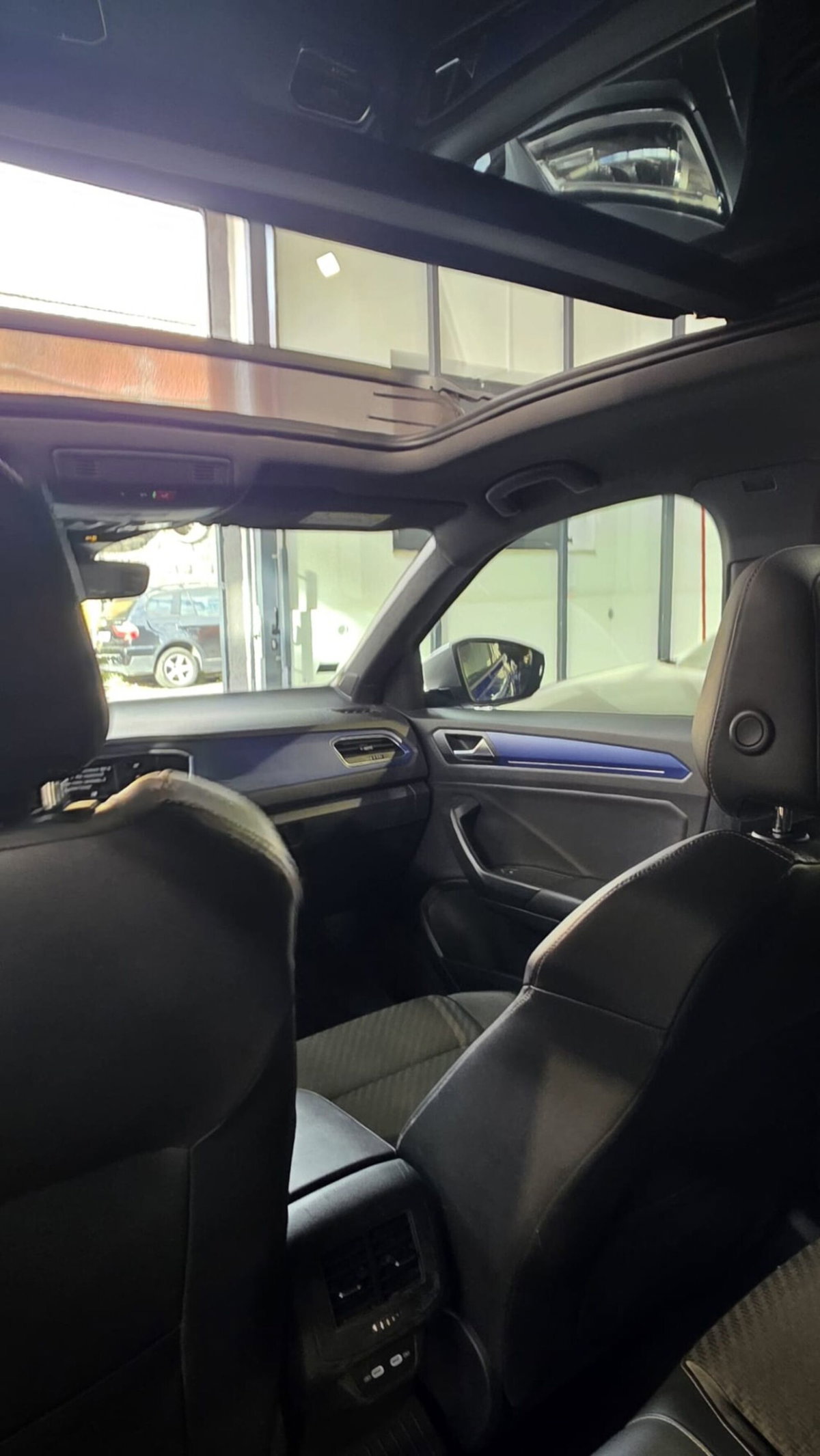 Volkswagen T-Roc 2.0 tsi R 4motion dsg (16)