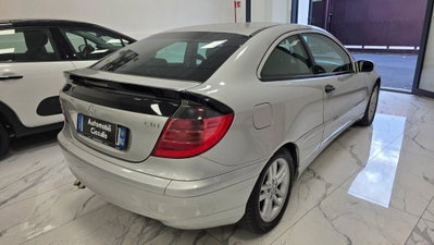 Mercedes-Benz Classe C Coupé 220 CDI cat Sportcoupé Avantgarde Sport (9)