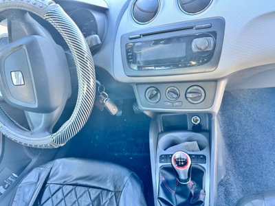 SEAT Ibiza 1.6 TDI CR DPF 5 porte Style (12)