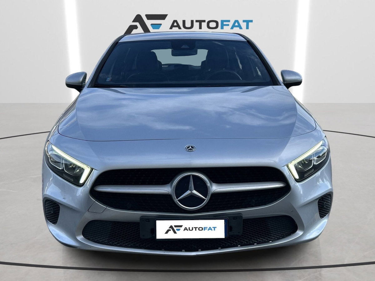 Mercedes-Benz Classe A 180 d Automatic Sport (2)