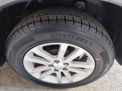 Suzuki Grand Vitara 1.9 DDiS 3 porte Offroad (11)