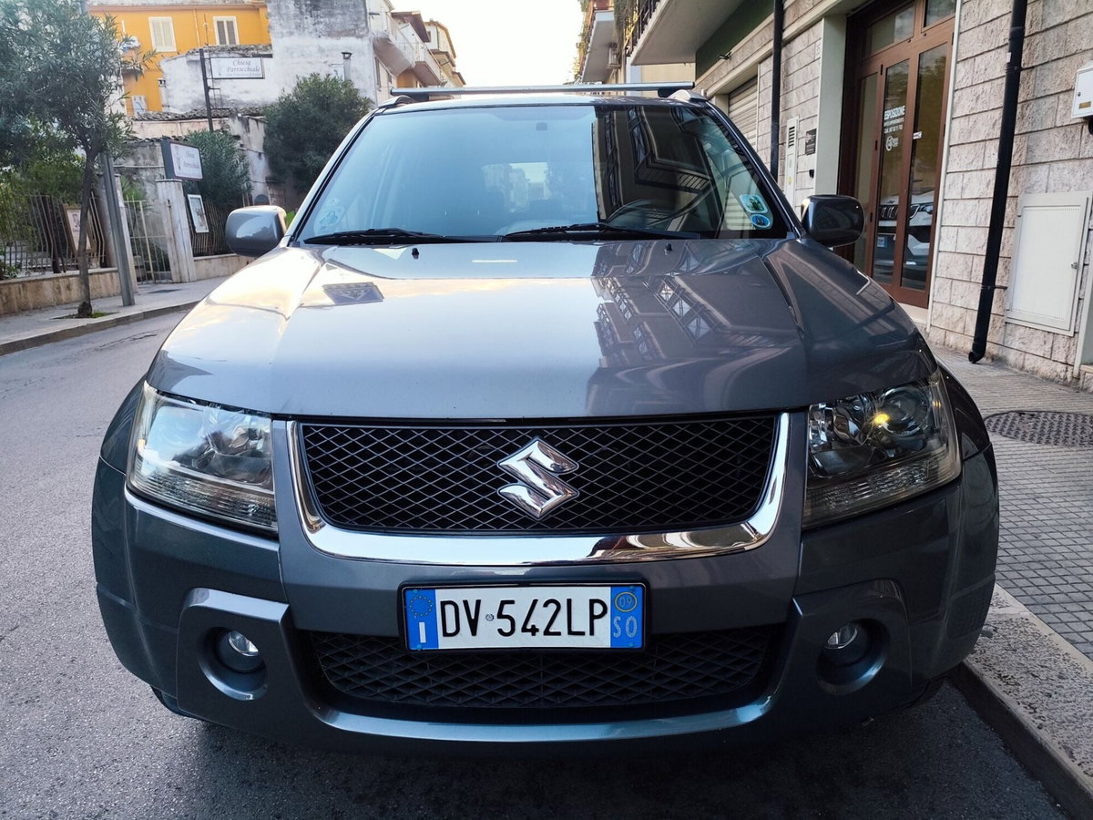 Suzuki Grand Vitara 1.9 DDiS 3 porte Offroad (3)