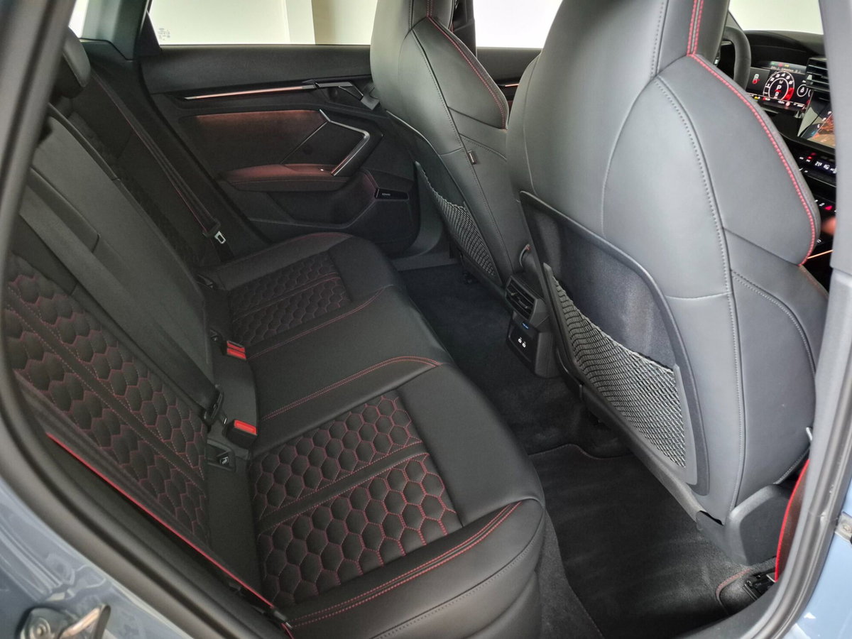 Audi RS 3 Sportback 3 TFSI quattro S tronic (18)