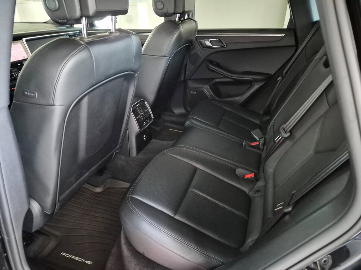 Porsche Macan 2.0 T 265cv pdk (14)