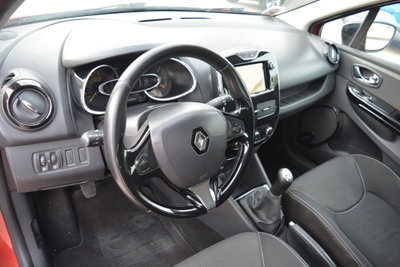 Renault Clio 1.5 dCi 8V 75CV 5 porte Live (12)