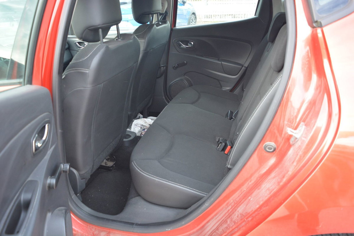 Renault Clio 1.5 dCi 8V 75CV 5 porte Live (17)