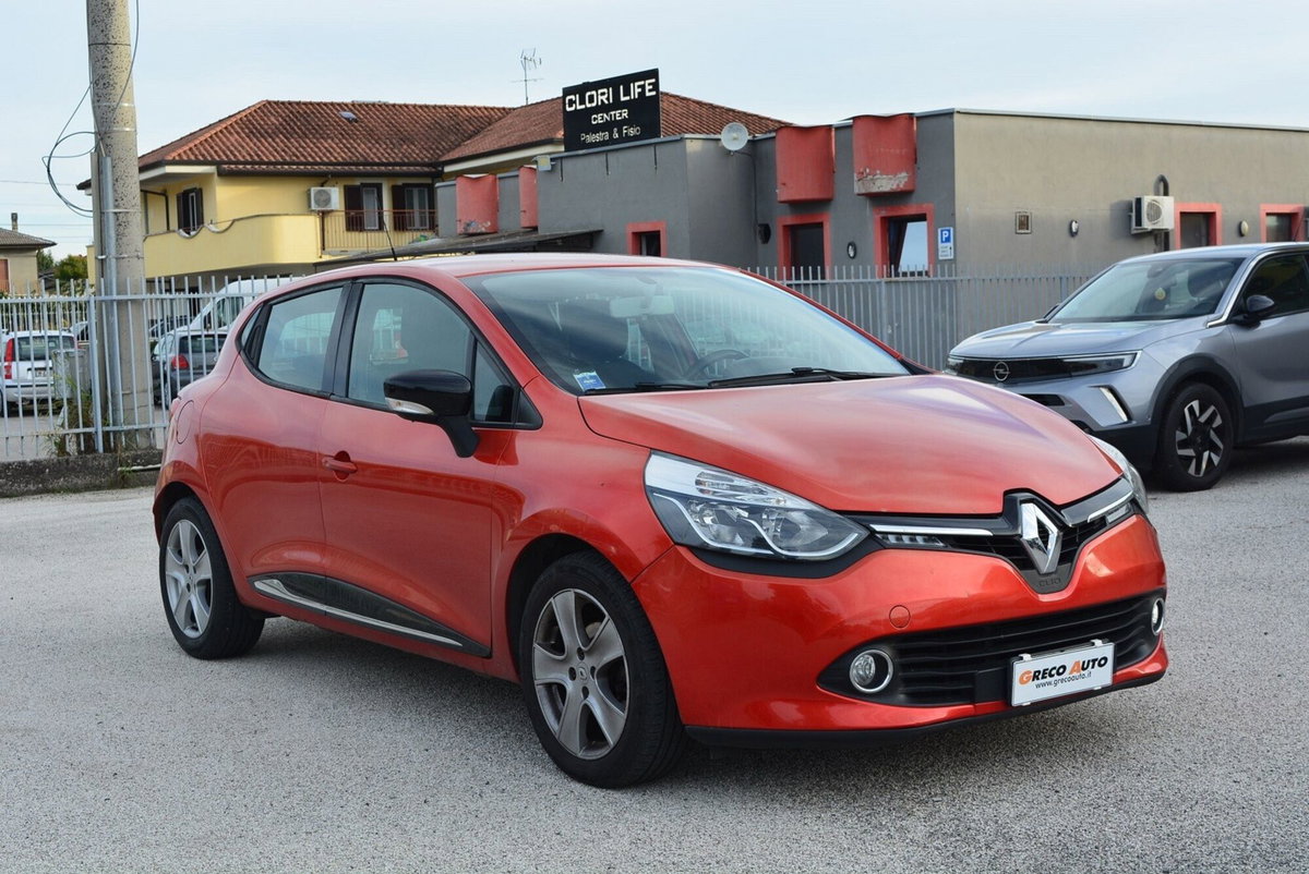Renault Clio 1.5 dCi 8V 75CV 5 porte Live (8)