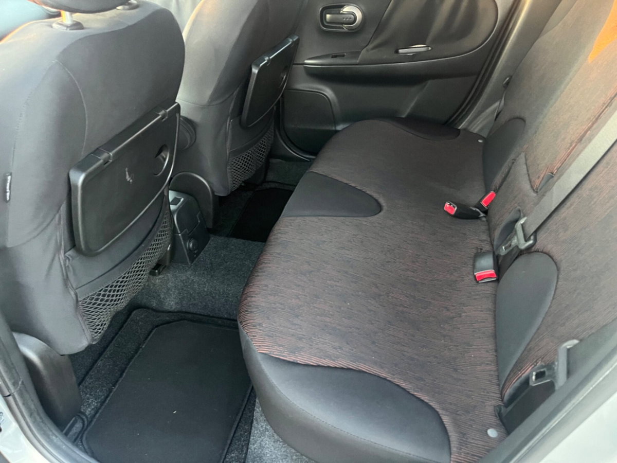 Nissan Note 1.4 16V Visia (15)