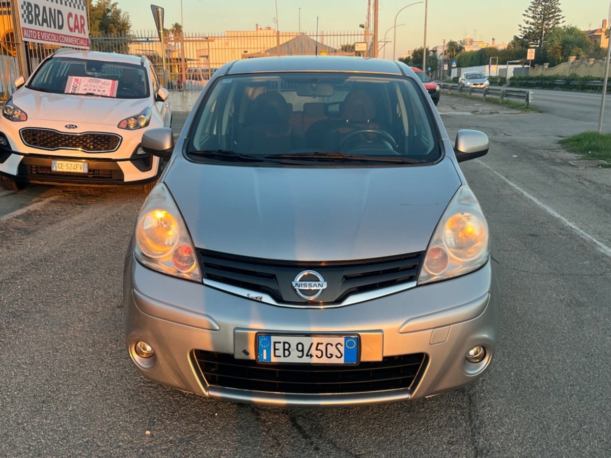 Nissan Note 1.4 16V Visia (2)