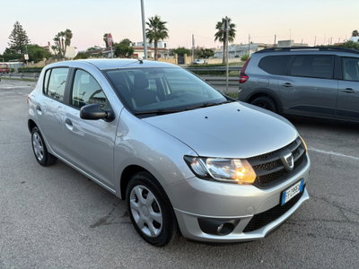 Dacia Sandero 1.2 75CV Lauréate (3)