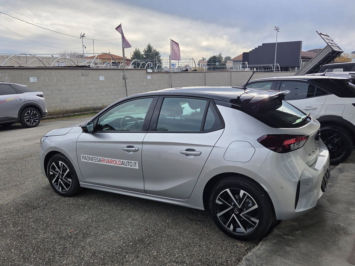 Opel Corsa 1.2 100 CV GS Line + (3)