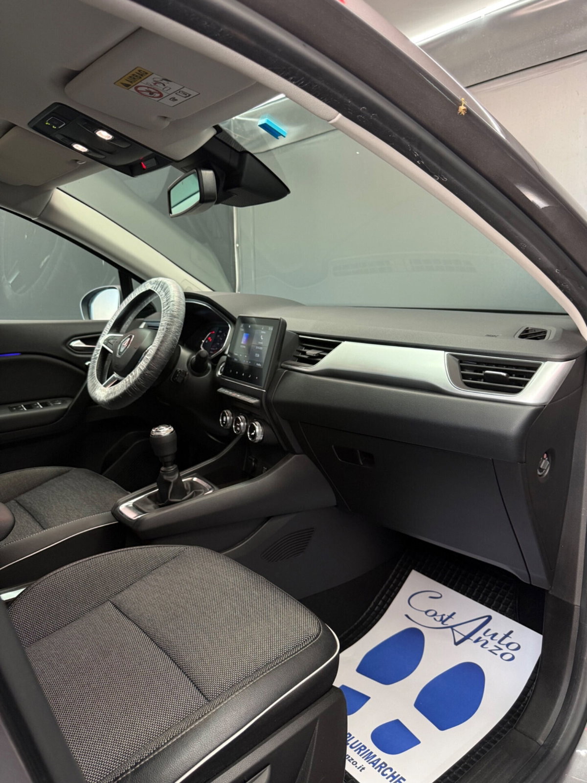 Renault Captur TCe 100 CV GPL FAP Intens (10)