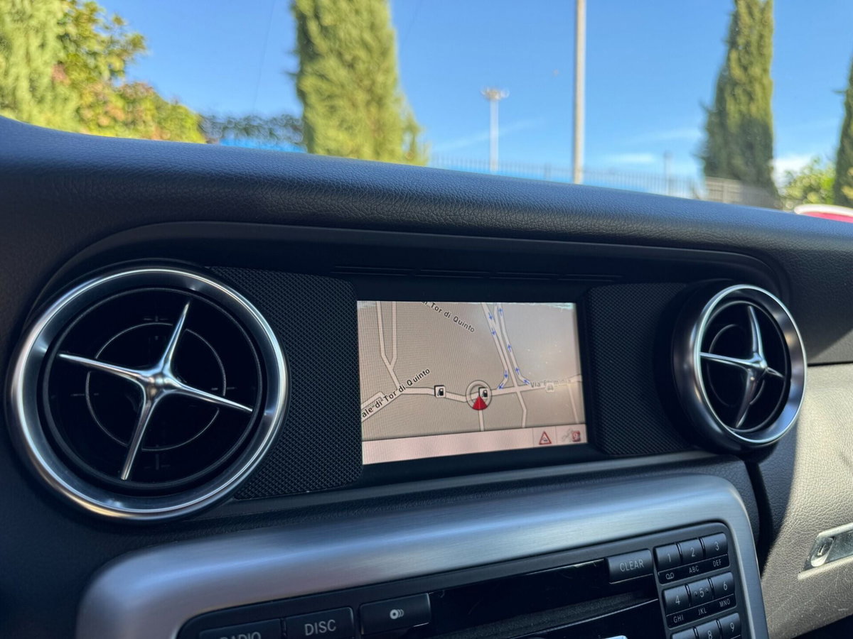 Mercedes-Benz SLK 200 CGI Edition1 (12)