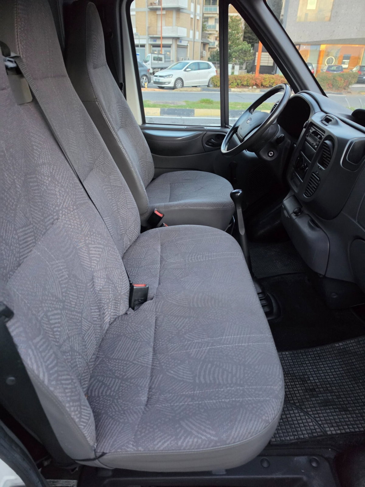 Ford Transit Van Furgone 280 2.0 TD/85 cat PC Furgone (5)