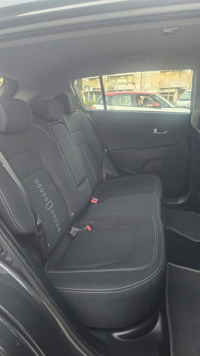 Kia Sportage 1.7 CRDI VGT 2WD Class (7)