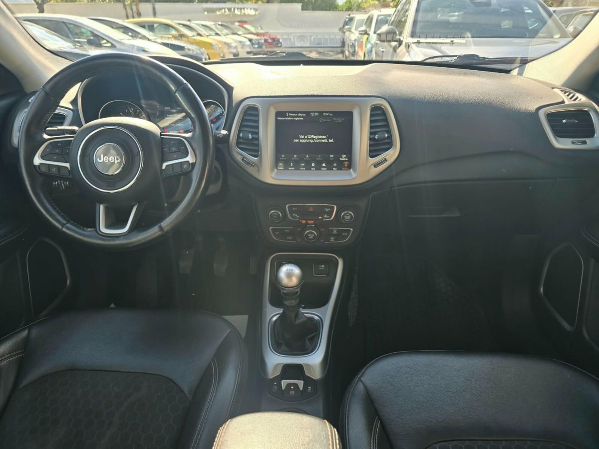 Jeep Compass 1.6 Multijet II 2WD Limited (13)