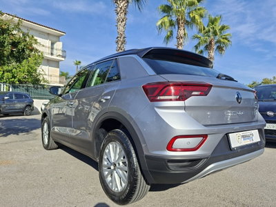 Volkswagen T-Roc 1.0 TSI Business BlueMotion Technology (8)