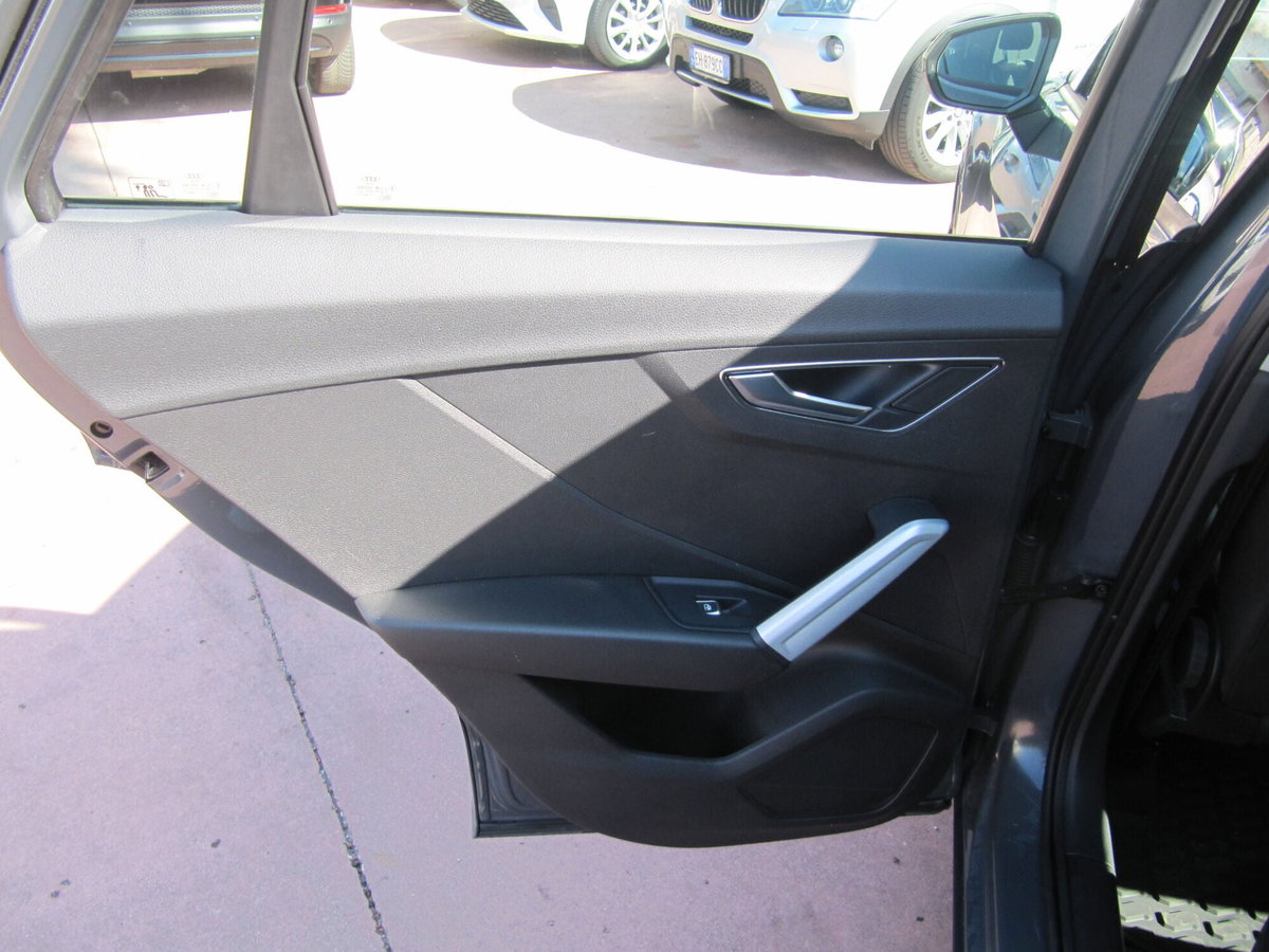 Audi Q2 Q2 35 TDI quattro S tronic S line Edition (12)