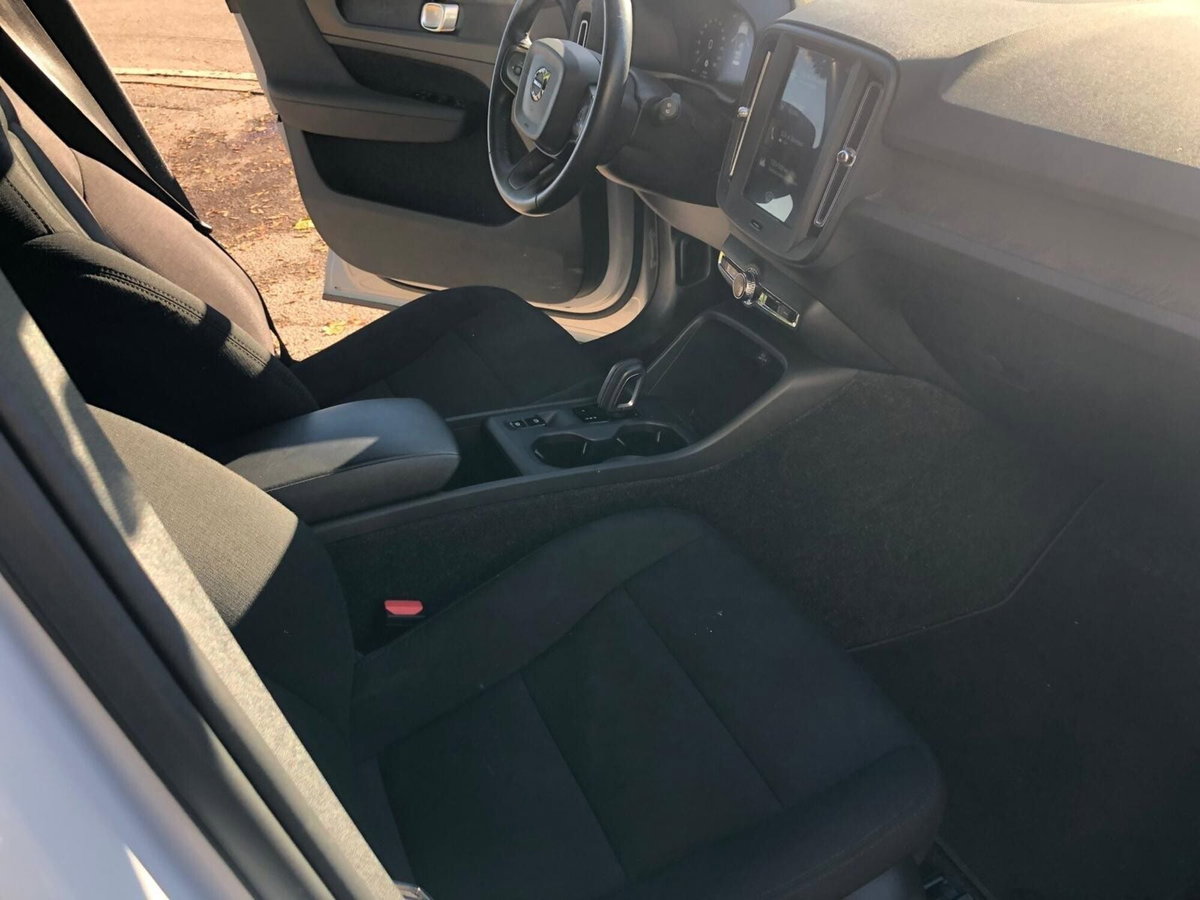 Volvo XC40 D3 AWD Geartronic Momentum (11)
