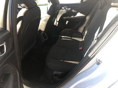 Volvo XC40 D3 AWD Geartronic Momentum (12)